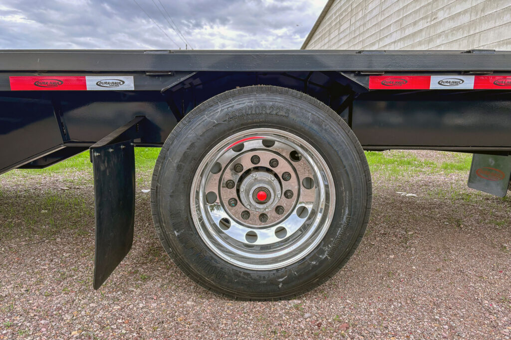 BLT - rear tire detail