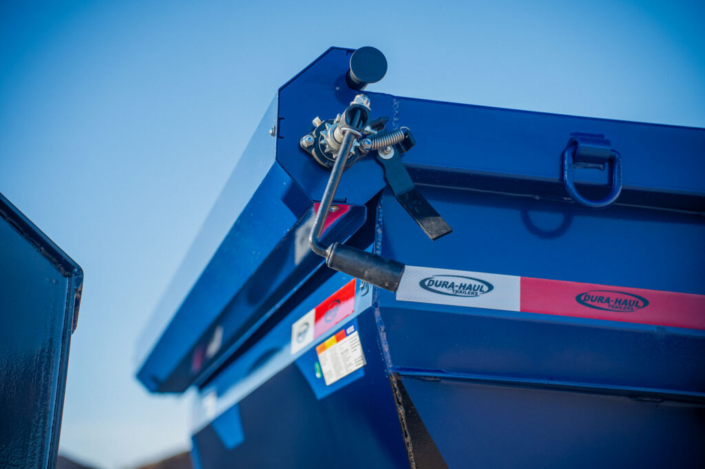 RKO Gooseneck Rolloff Dump Trailer Blue Tarp detail
