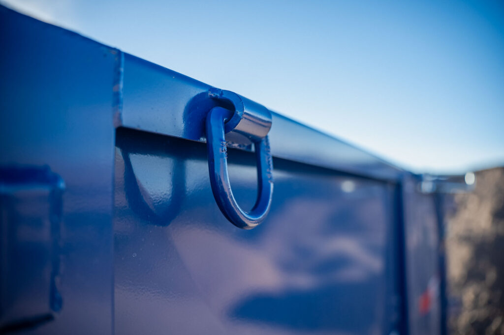 RKO Gooseneck Rolloff Dump Trailer Blue D Ring detail